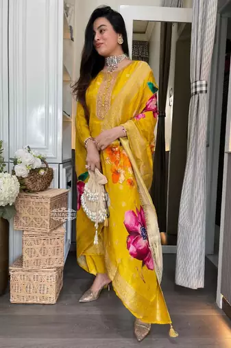  yellow embroidered viscose organza jacquard kurta pant set with printed dupatta