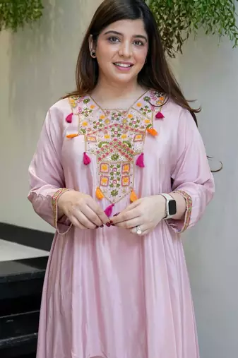 Baby pink embroidered french crepe co-ord set
