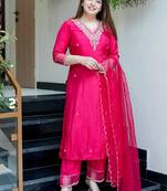 Rani pink embroidered viscose chanderi kurta pant set with organza dupatta