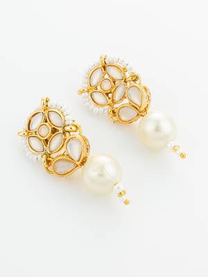 white kundan pearl drop earrings 3