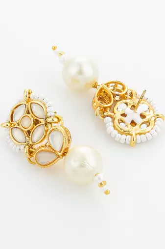 white kundan pearl drop earrings
