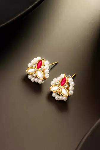 gold plated red kundan and pearl border stud earrings