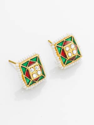 gold plated geometric pearl border stud earrings 3