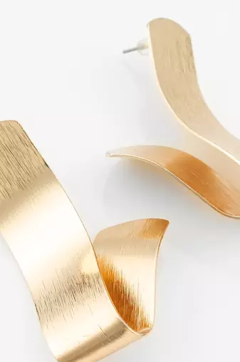 gold-plated sculptural twist earrings for women & girls
