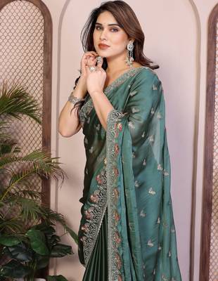 Women’s Green Embroidered Saree 2
