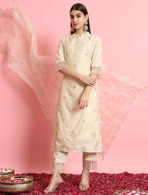 Floral embroidered silk blend round neck kurta trouser and dupatta set 4