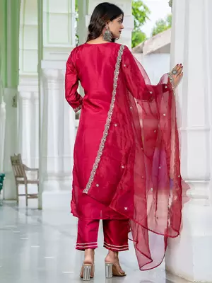 Floral embroidered silk blend round neck kurta trouser and dupatta set 2