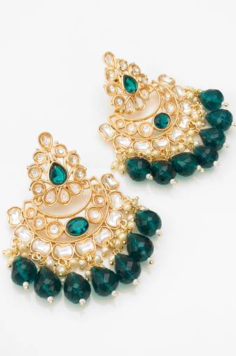 emerald kundan studded chandelier earrings