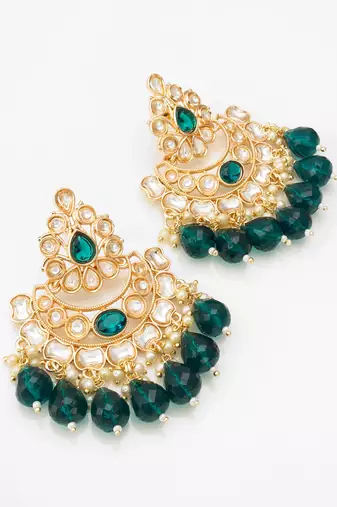 emerald kundan studded chandelier earrings