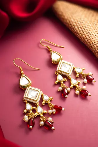 gold-toned kundan chandelier drop earrings