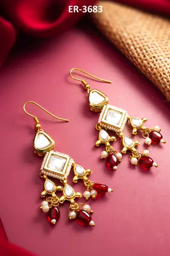 gold-toned kundan chandelier drop earrings