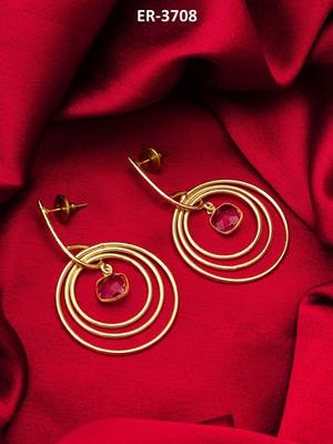 gold-plated circle hoop drop earrings with pink stone 1