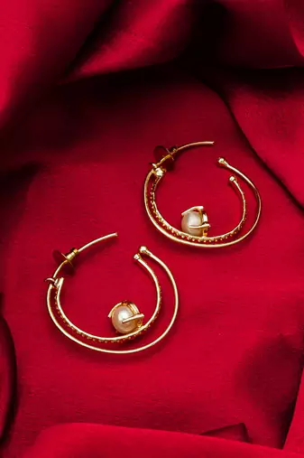 gold-plated double-layer open hoop earrings with pearl centre