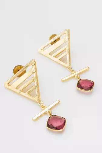 gold-plated textured triangle frame drop earrings with stone