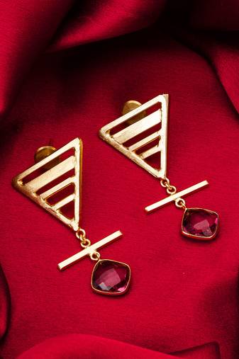 gold-plated textured triangle frame drop earrings with stone