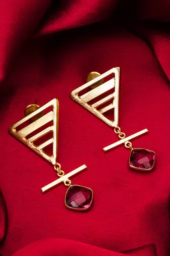 gold-plated textured triangle frame drop earrings with stone