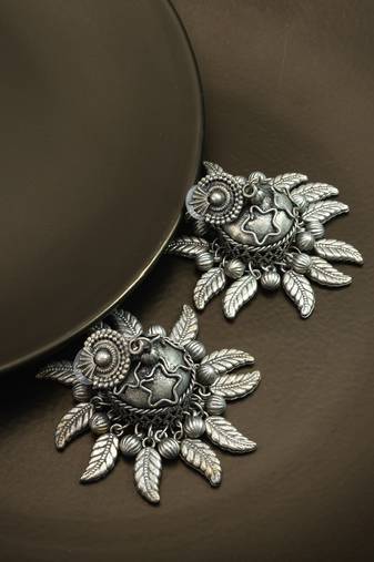 oxidized silver starburst leaf and ghungroo jhumka earrings