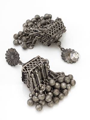 oxidized silver starburst jhumka earrings with ribbed ghungroo fringe and floral stud 3