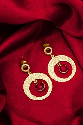 gold-plated textured circular hoop drop earrings with stone