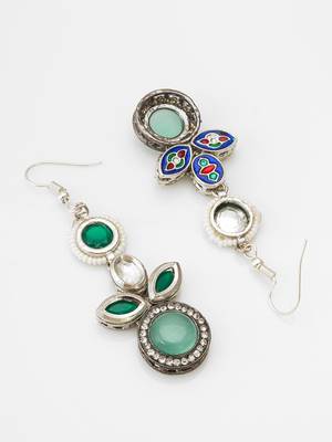 green kundan drop earrings with stone 3