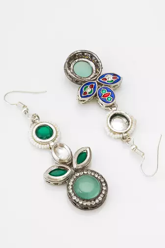 green kundan drop earrings with stone