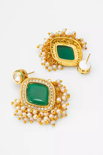 green stone kundan jhumka earrings with pearl