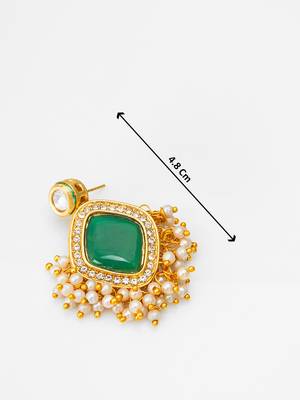 green stone kundan jhumka earrings with pearl 3