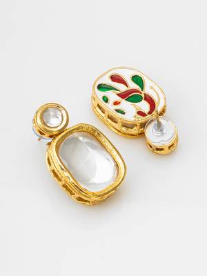 classic kundan style gold tone stud earrings 2