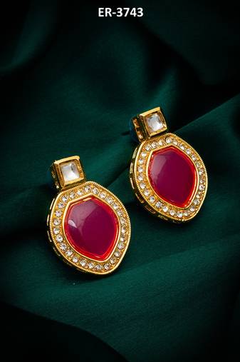 Pink stone stud kundan earrings with ad