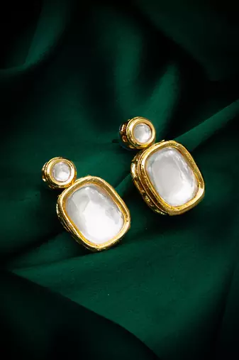 classic kundan style gold tone stud earrings