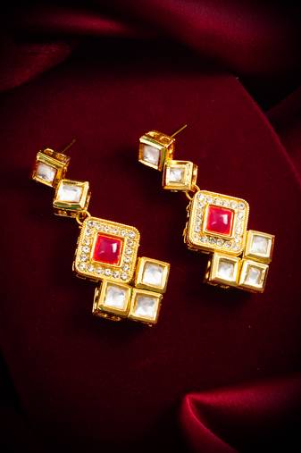 gold-plated geometric square cascade drop earrings with pink stone