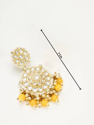 kundan round chandbali earrings with yellow beads and pearl cluster 4