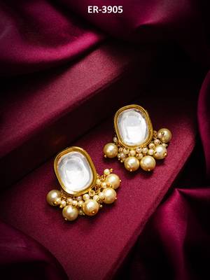classic kundan pearl cluster stud earrings 1