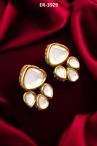 gold plated kundan stud earrings