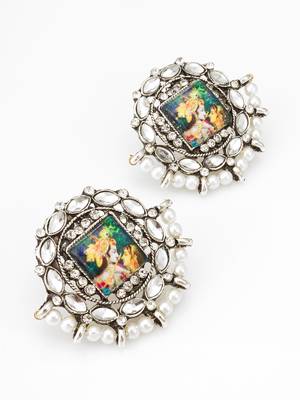 silver toned radha krishna temple work kundan stud earrings 2