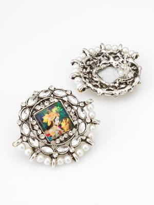silver toned radha krishna temple work kundan stud earrings 3