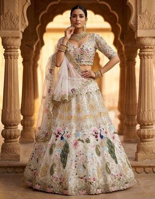 Off white Heavy Organza Silk Embroidered Lehenga Choli Set 2