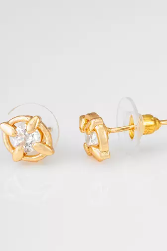 gold-plated circular swirl stud earrings with ad stone