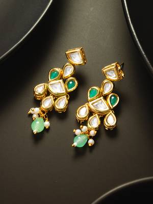 gold-plated kundan earrings with stones and drop 4