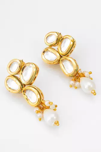 Classic gold-plated oval kundan earrings with oversized pearl drops