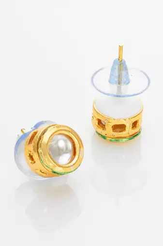gold plated white round stud earrings with kundan stones