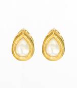 gold-toned teardrop kundan stud earrings