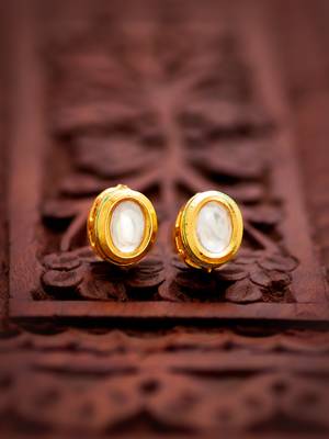 traditional gold-plated kundan stud earrings round minimal design 4