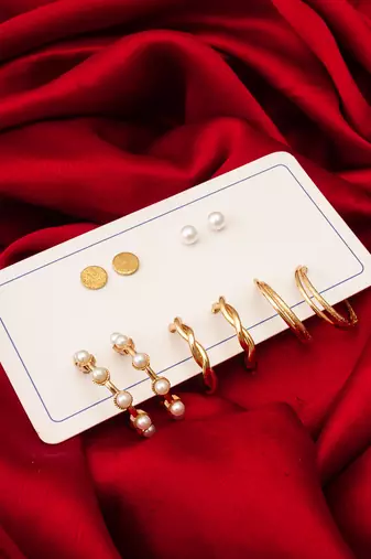 gold plated textured hoop and pearl stud set