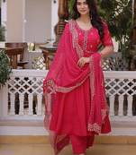 Pink Embroidered kurta set with dupatta