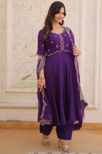Purple Embroidered kurta set with dupatta 