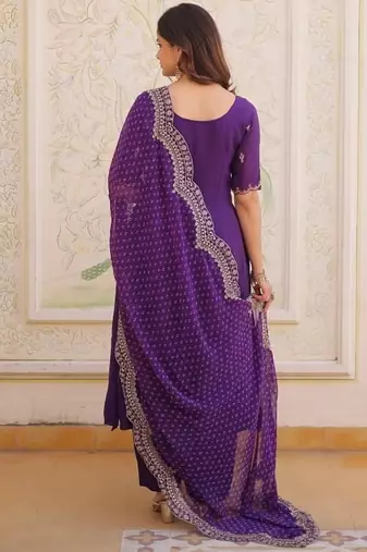 Purple Embroidered kurta set with dupatta 