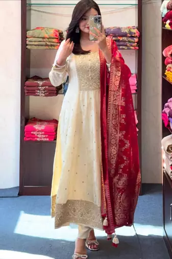 Beige silk blend embroidered kurta sets
