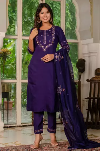 Purple silk blend embroidered kurta sets