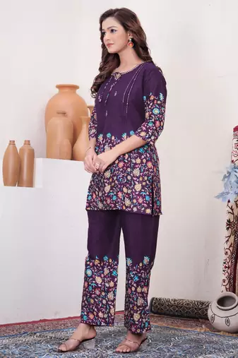 Purple cotton blend embroidered kurta sets